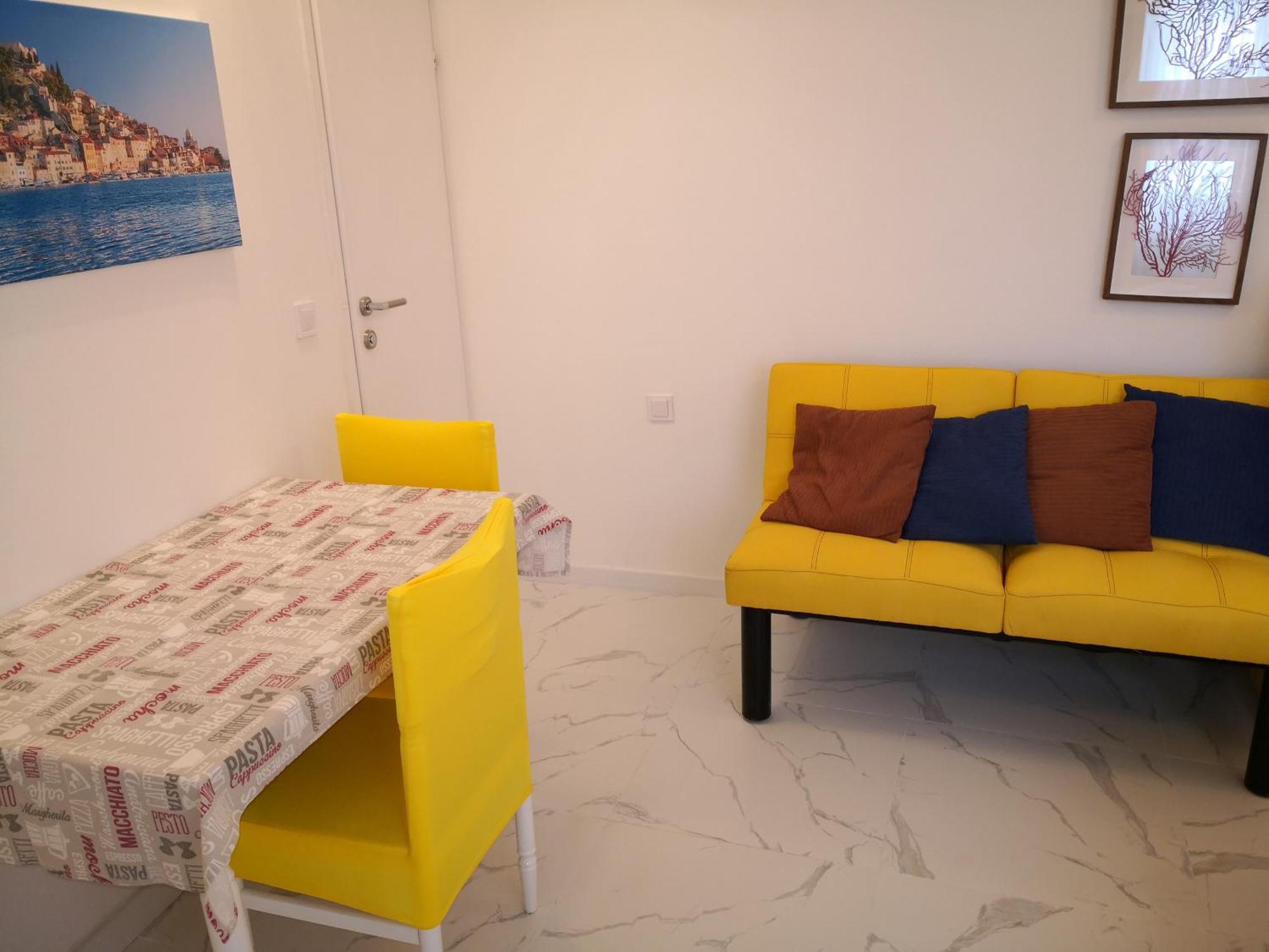 City Center Garden Apartments 시베니크 객실 사진
